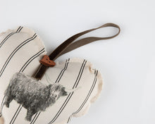 Load image into Gallery viewer, lavender hearts billy coo
